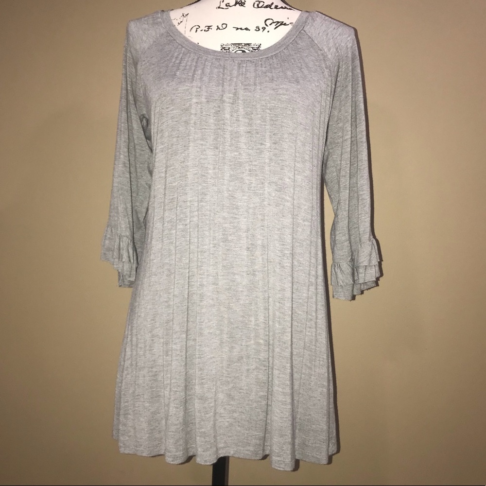 Cezanne | Ruffle Sleeve Gray Runic - Picture 7 of 9